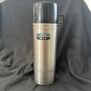 VTG THERMOS VACUUM BOTTLE 2464 S STAINLESS STEEL QUART SIZE KING SEELEY